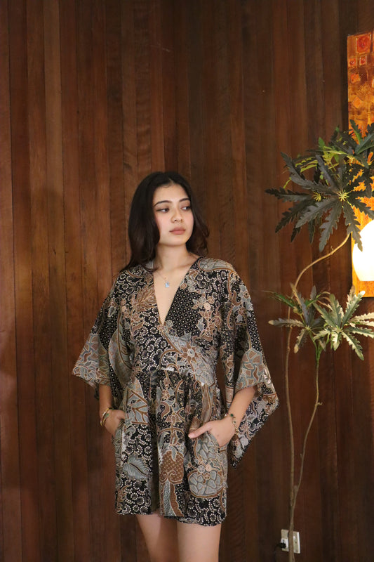 Bayu Signature in Black