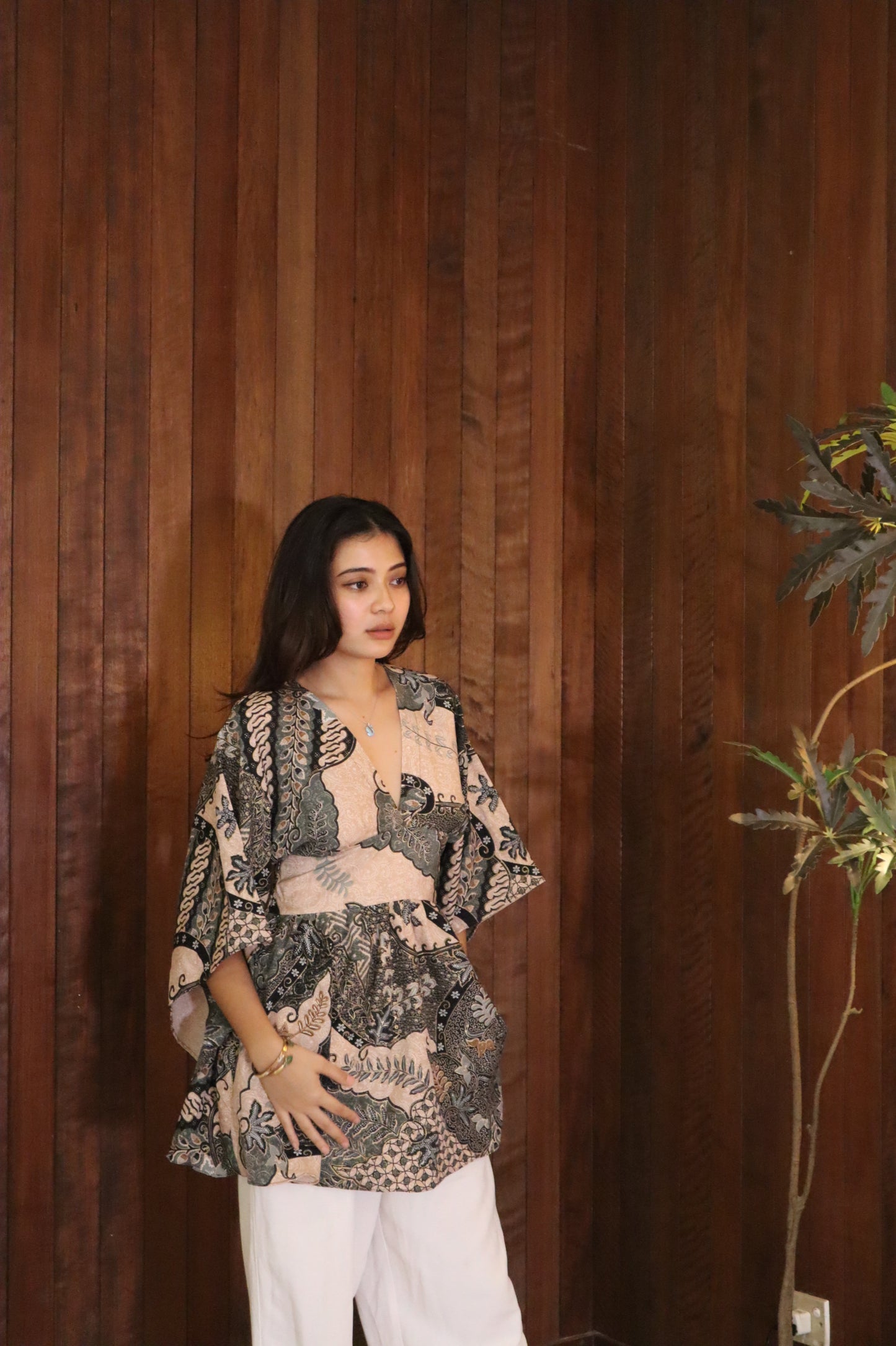 Bayu Signature in Beige