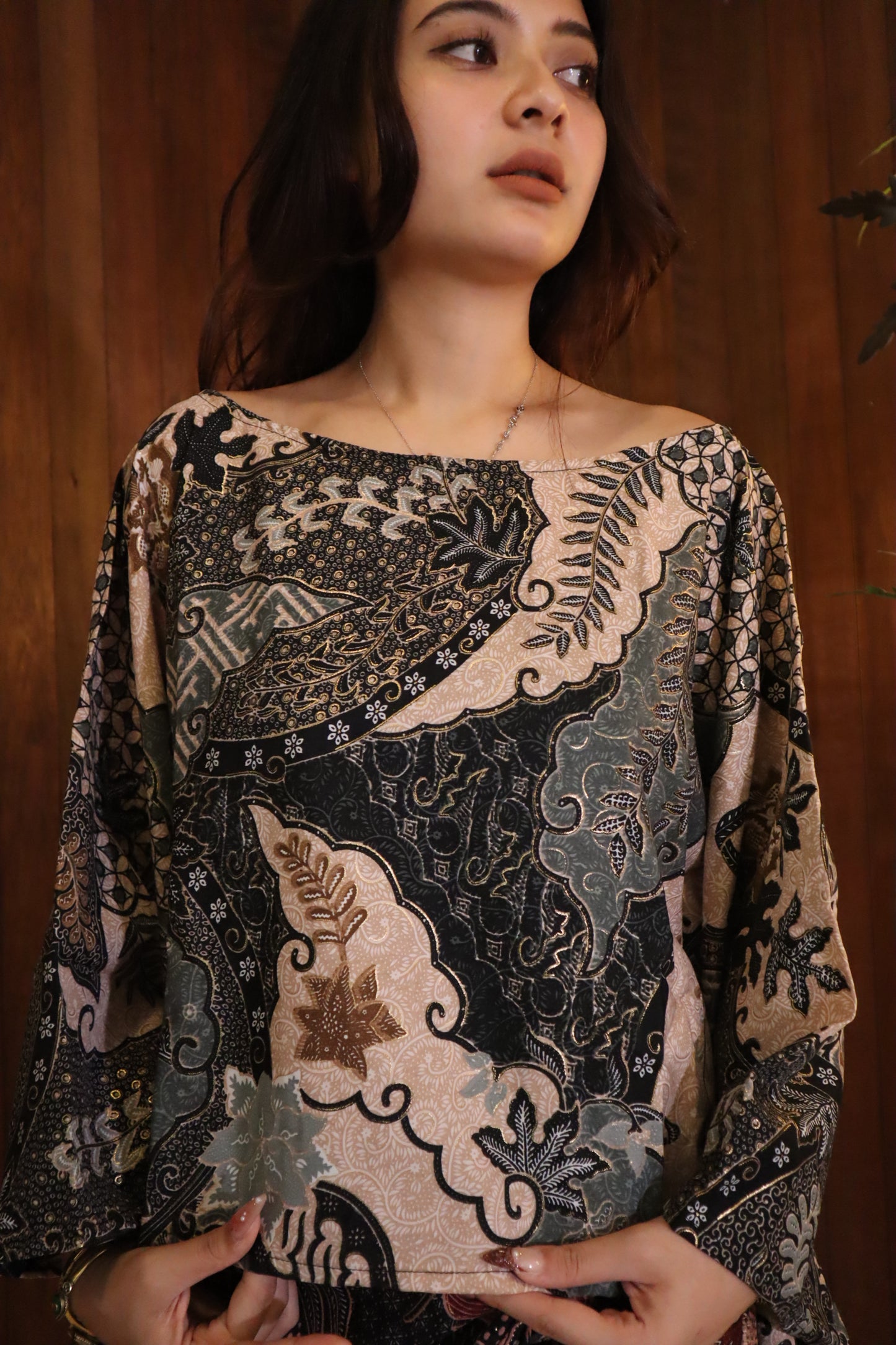 Seroja Sarong in Beige