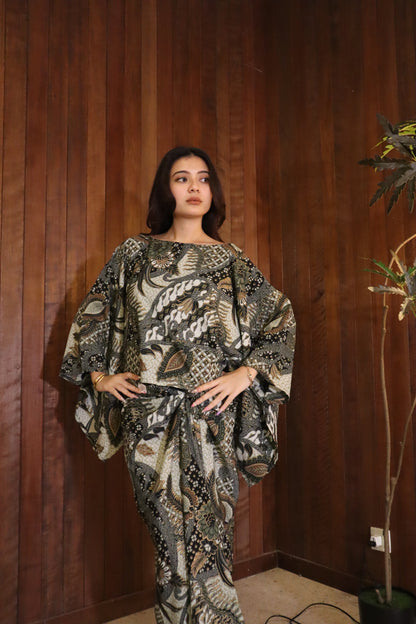 Seroja Sarong in Apple Green