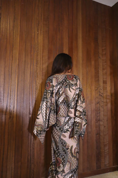 Seroja Sarong in Rose Pink