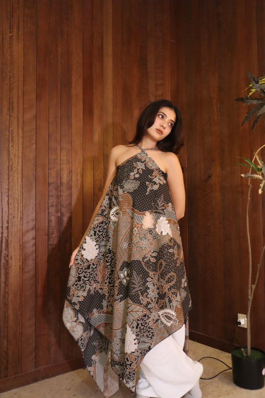 Dahlia Dress in Black