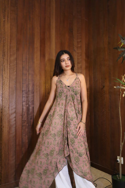 Dahlia Dress in Pink