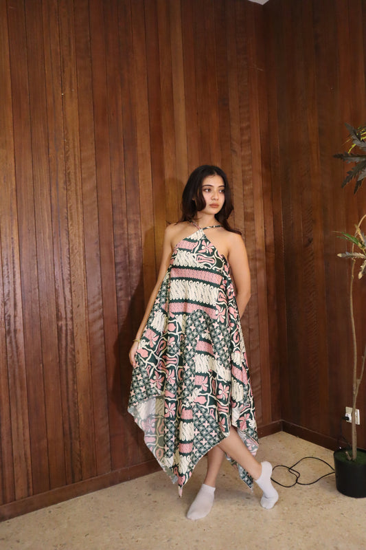 Dahlia Dress in White